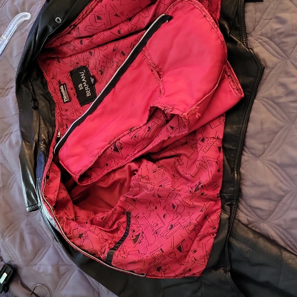 BERMANS 100% COWGIRL LEATHER JACKET.  THINSULATED ZIP VEST REMOVAL - Picture 12 of 14